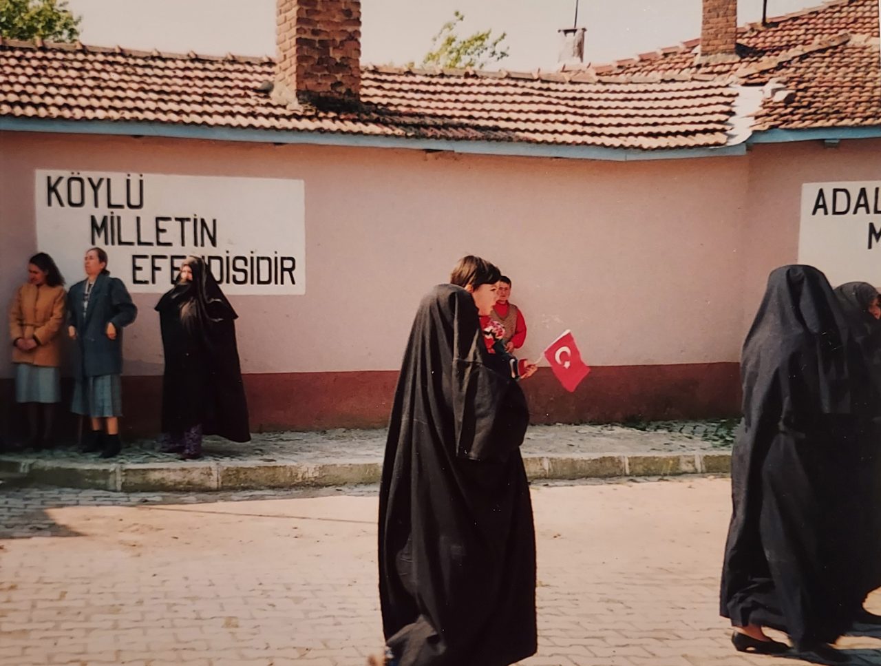 Frauen im "Kıvrak“